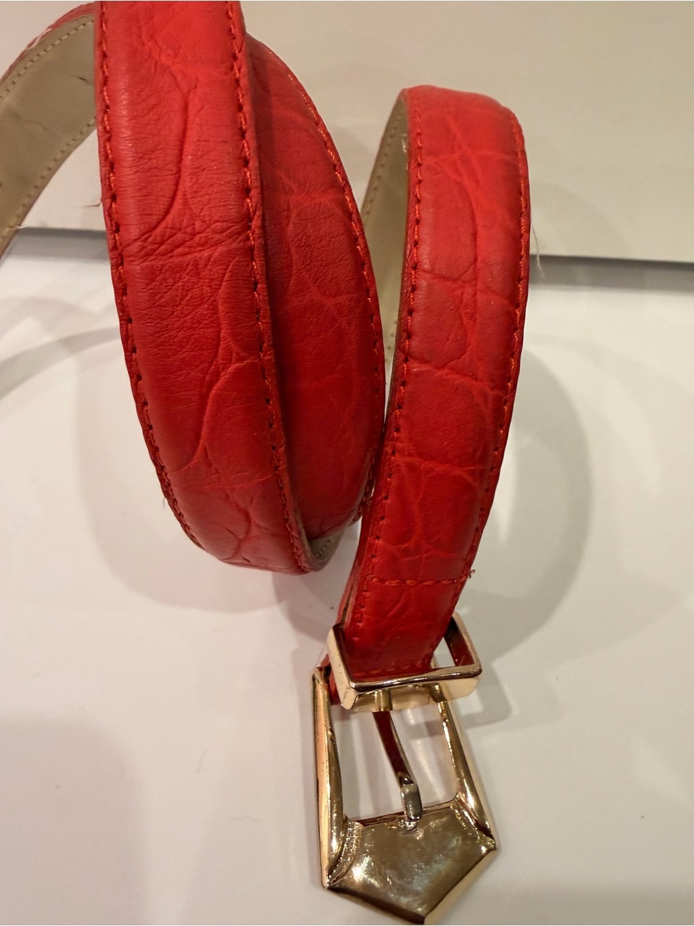 Red Croc Embossed Belt Gold Tone Geometric Buckle 39”